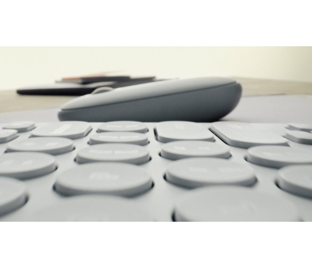 Logitech 910-007015 ratón Viajes Ambidextro RF Wireless + Bluetooth Óptico 4000 DPI