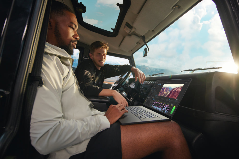 ASUS ProArt P16 OLED H7606WP-SC104W - Ordenador Portátil 16" WQUXGA (AMD Ryzen AI 9 HX 370. 32GB RAM. 100GB SSD. NVIDIA RTX 5070 8GB. Windows 11 Home) Negro Nano - Teclado QWERTY español