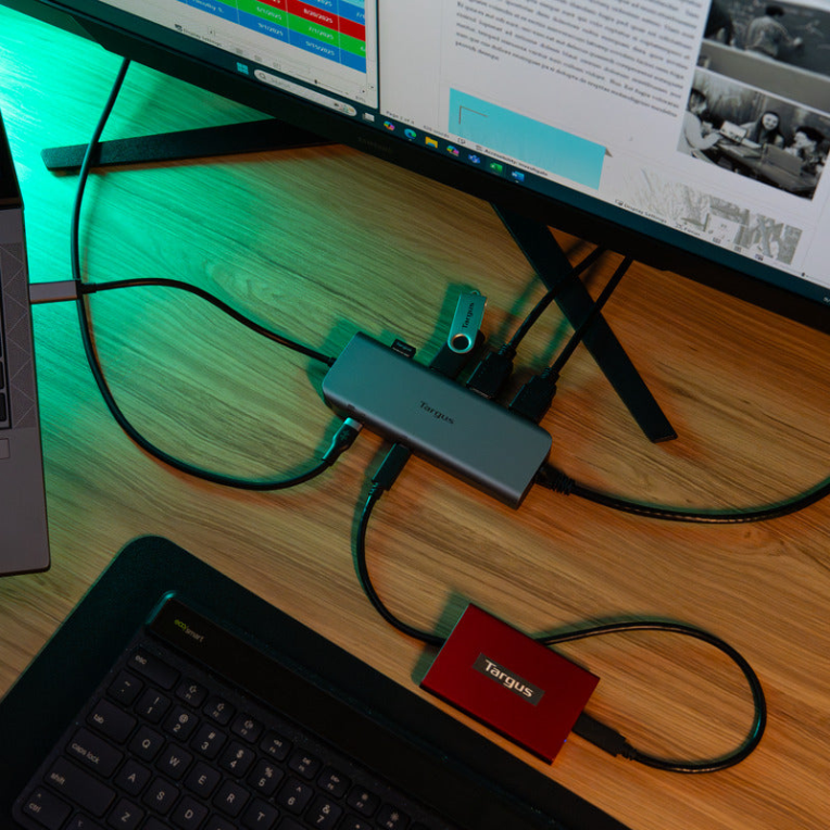Targus DOCK427GL base para portátil y replicador de puertos Alámbrico USB 3.2 Gen 2 (3.1 Gen 2) Type-C Gris - detalle