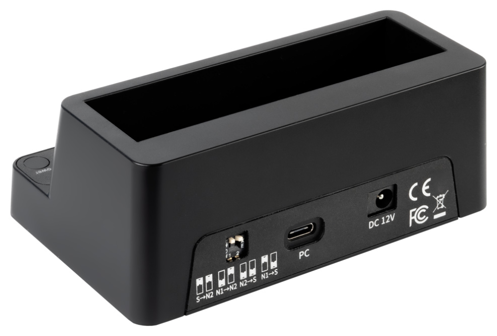 TooQ Docking Station USB-C 3.2 Gen 2 Dos Bahías para SSD M.2 NVMe + Bahía para 2.5"- 3.5" para HDD + Clonador. Negro - detalle