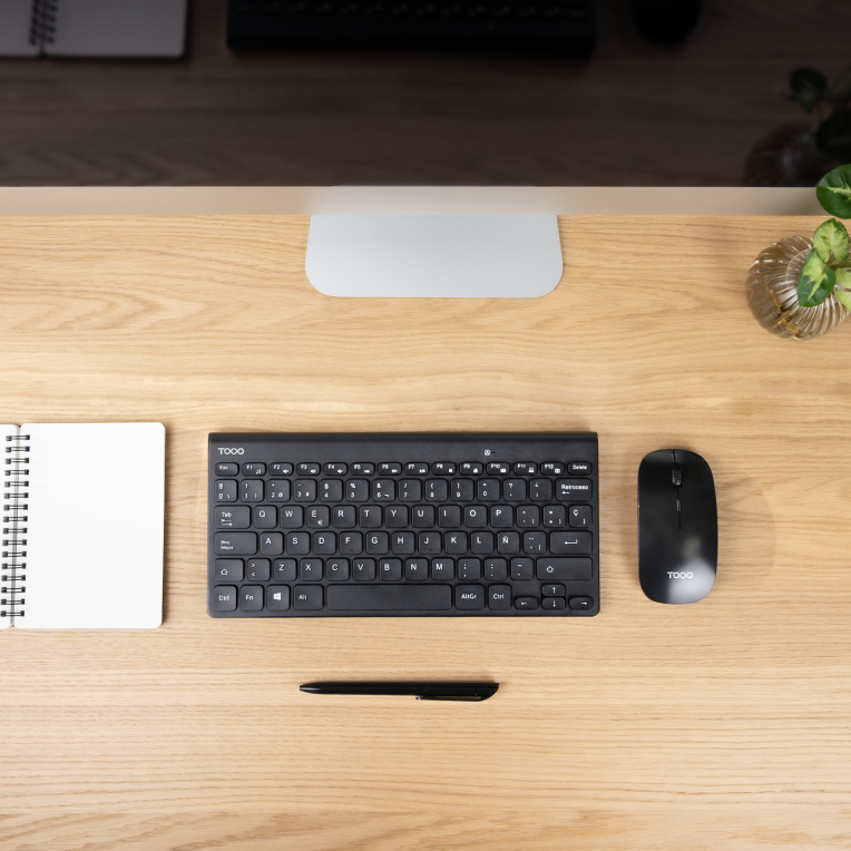 TooQ Teclado compacto + Ratón slim inalámbrico. Negro - detalle