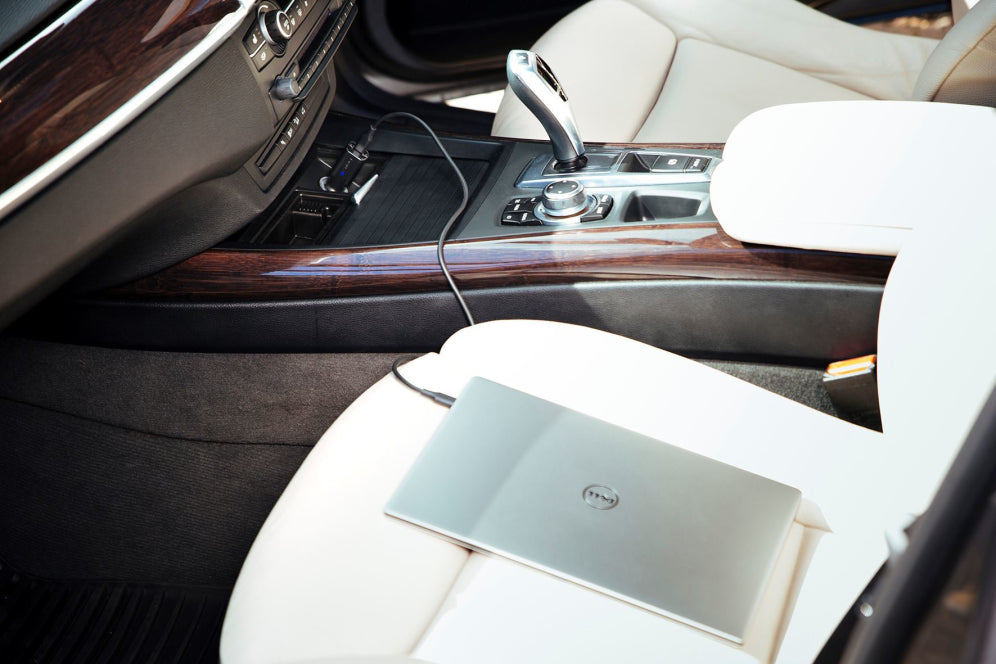 Targus APD39EU cargador de dispositivo móvil Negro Auto