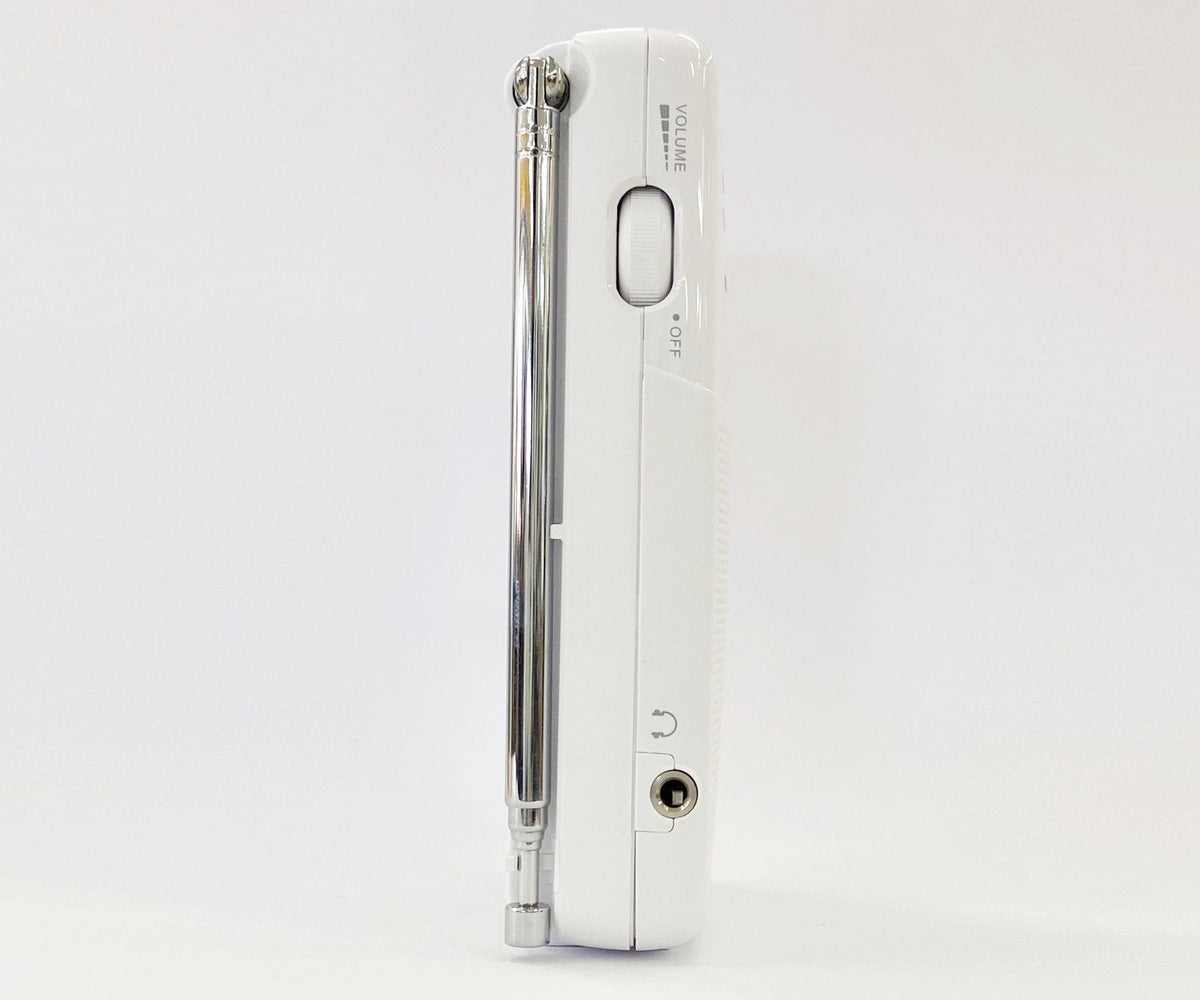 SANGEAN SR-35 BLANCO / RADIO PORTÁTIL - detalle