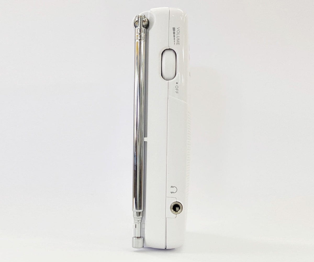 SANGEAN SR-35 BLANCO / RADIO PORTÁTIL - detalle