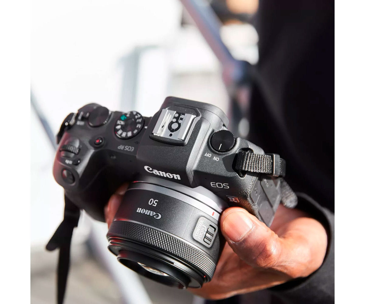 CANON RF 50MM F1.8 STM / OBJETIVO LONGITUD FOCAL FIJA RF - detalle