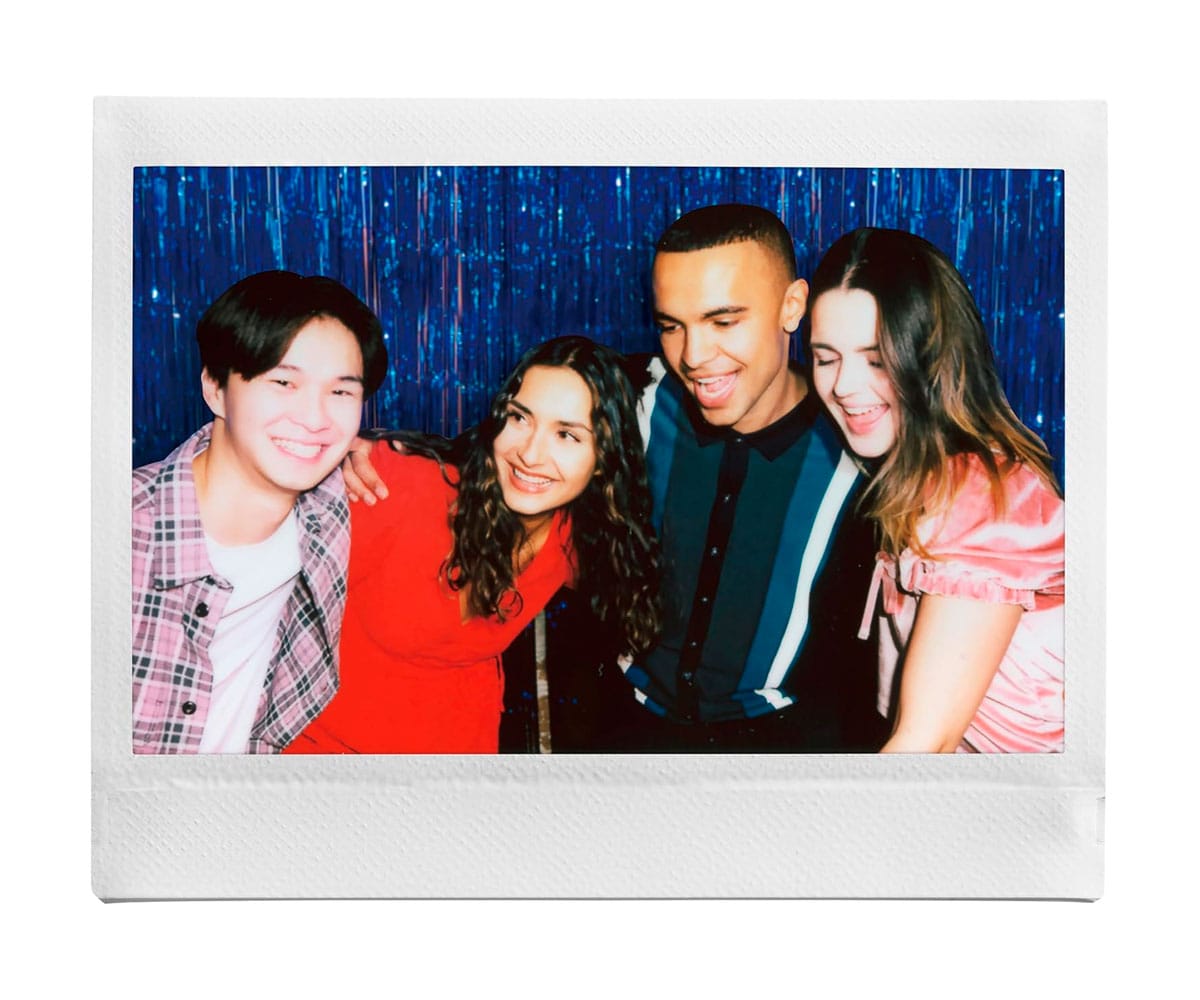 FUJIFILM INSTAX FILM WIDE / PELÍCULA FOTOGRÁFICA INSTANTÁNEA ISO 800 - detalle