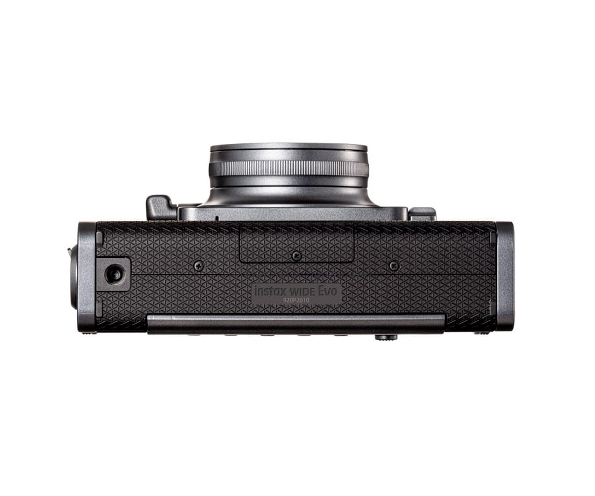 FUJIFILM INSTAX WIDE EVO BLACK / CÁMARA INSTANTÁNEA - detalle