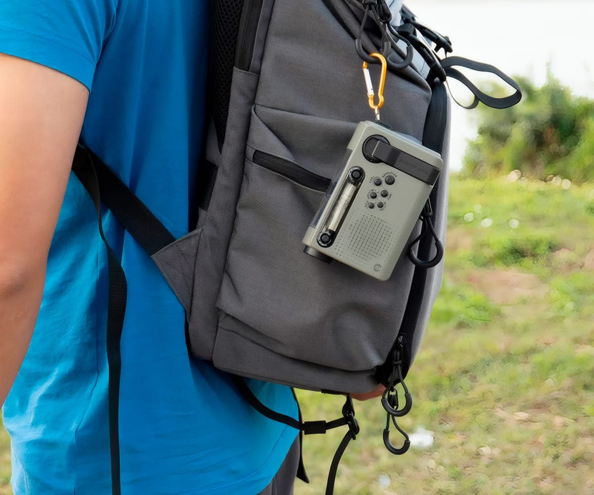 BEAFON BTEC-RDS900 GREY / RADIO PORTÁTIL CON MANIVELA - detalle