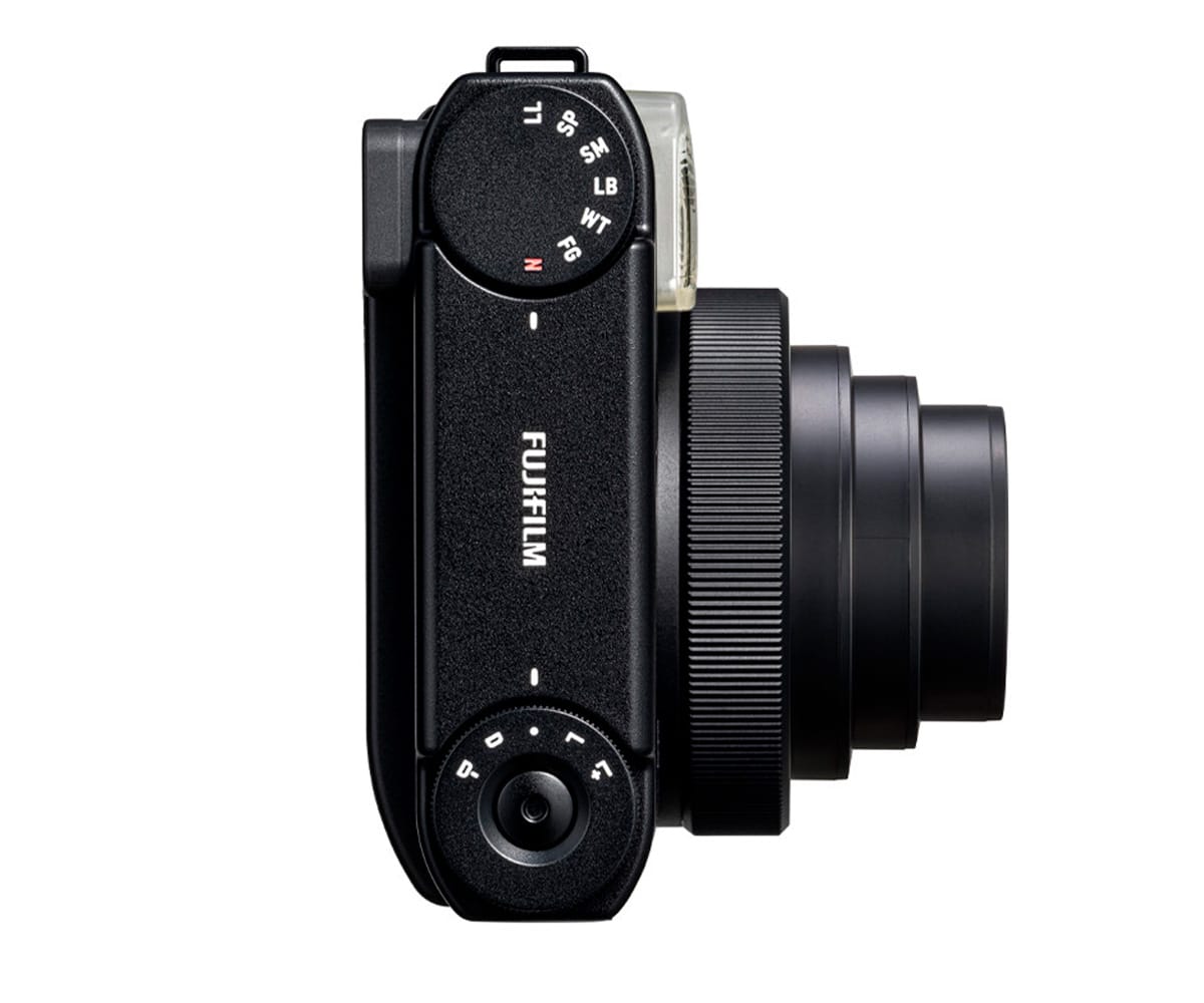 FUJIFILM INSTAX MINI 99™ NEGRO / CÁMARA INSTANTÁNEA - detalle