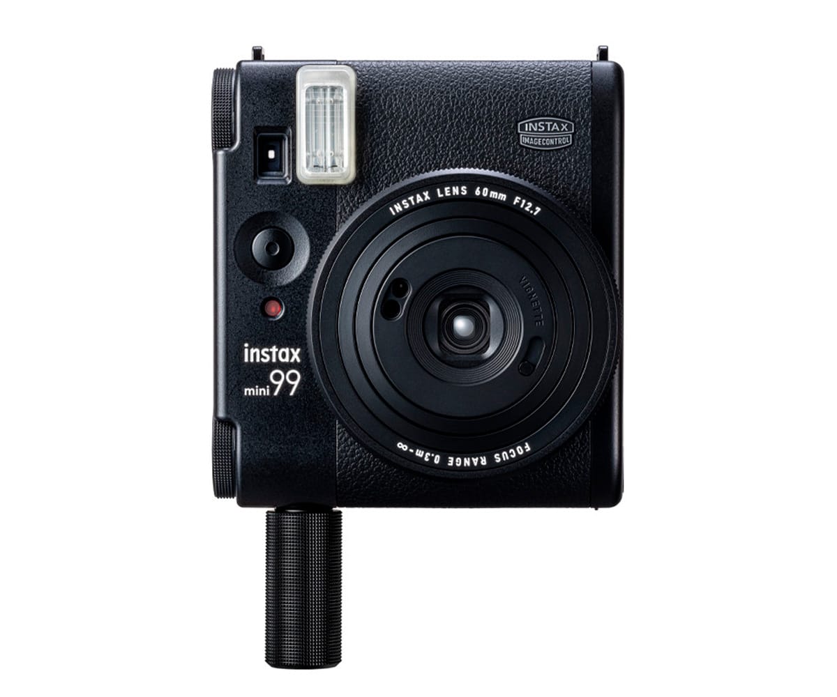 FUJIFILM INSTAX MINI 99™ NEGRO / CÁMARA INSTANTÁNEA - detalle