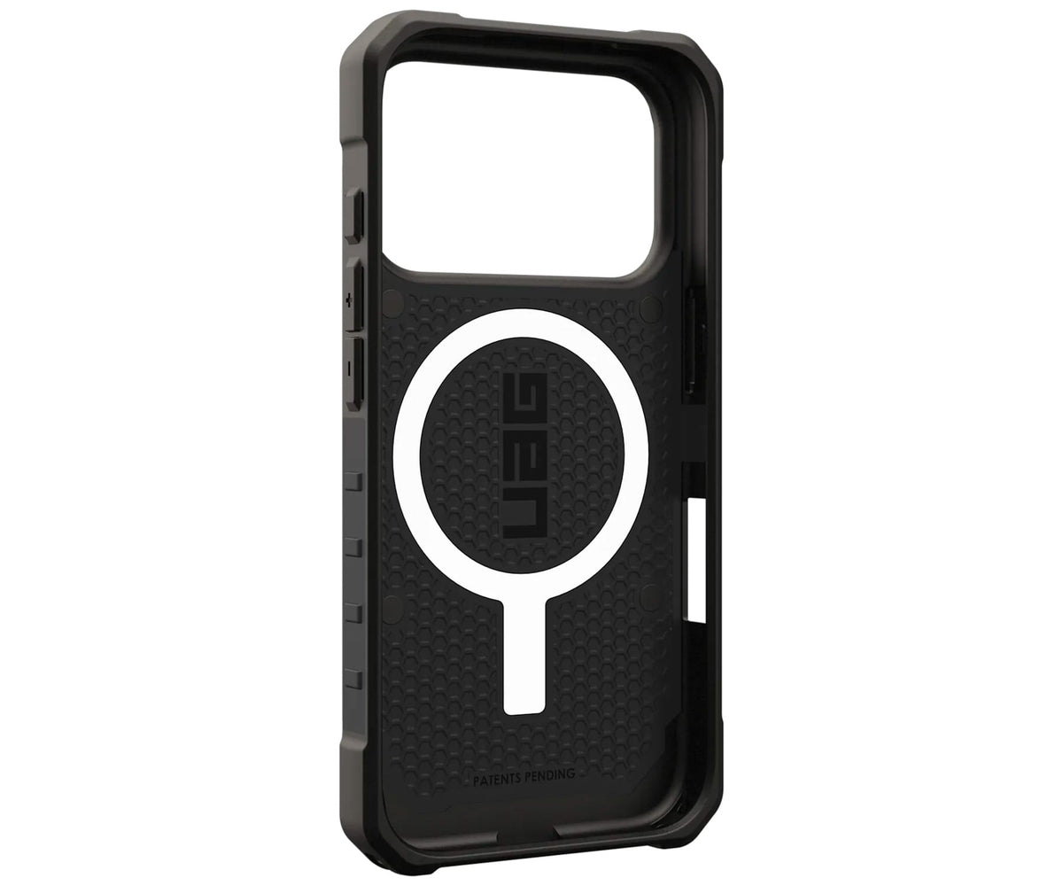 UAG FUNDA PATHFINDER NEGRO / APPLE IPHONE 17 PRO - detalle