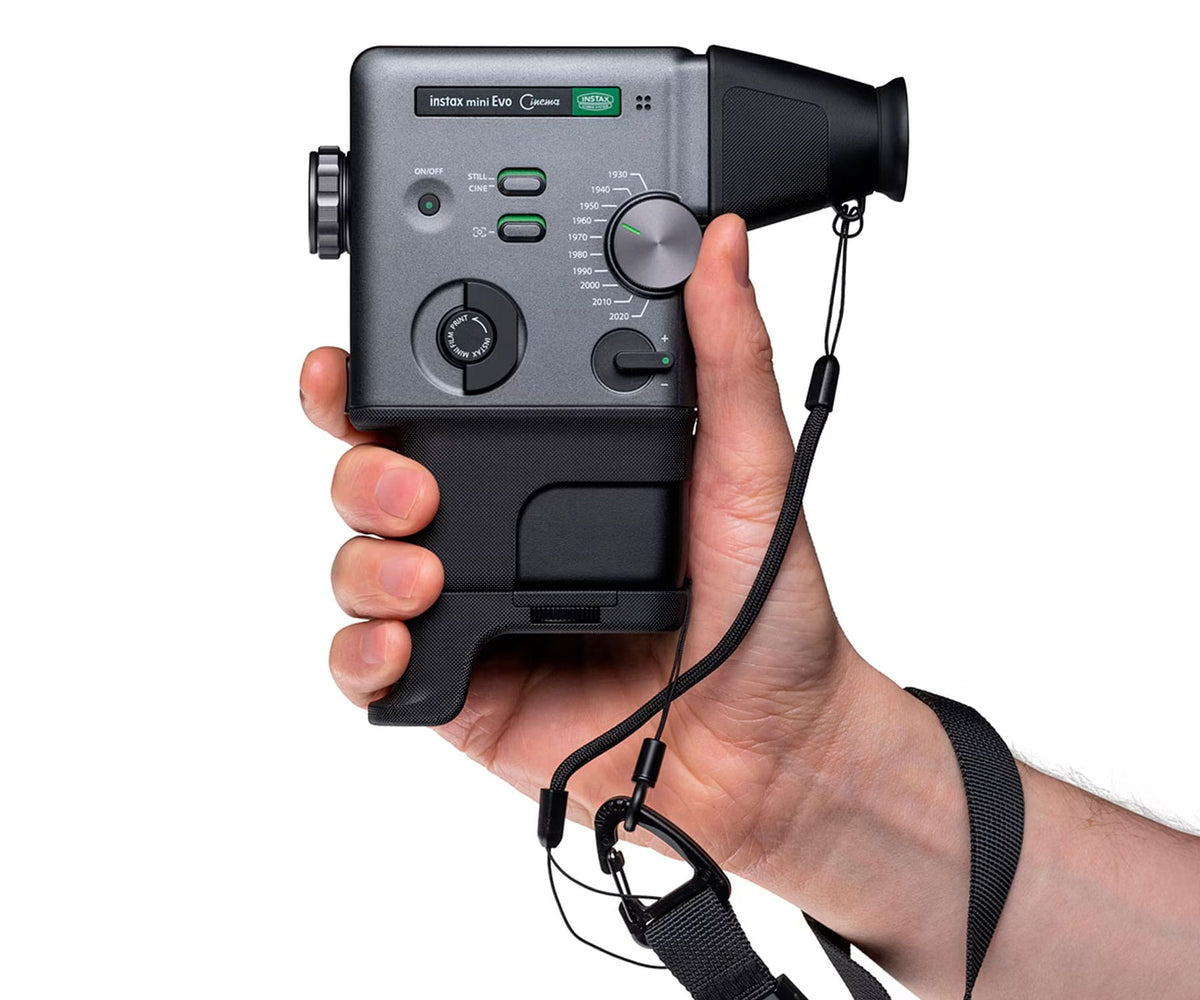 FUJIFILM INSTAX MINI EVO CINEMA BLACK / CÁMARA 3 EN 1: INSTANTÁNEA, IMPRESORA Y VÍDEO - detalle