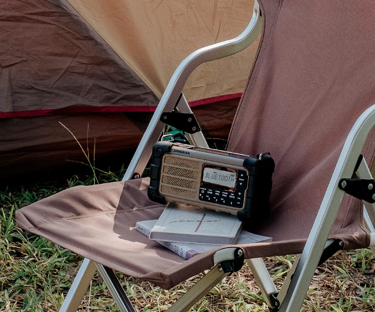 SANGEAN MMR-99 NARANJA DESIERTO / RADIO DE EMERGENCIA CON SINTONIZACIÓN DIGITAL - detalle