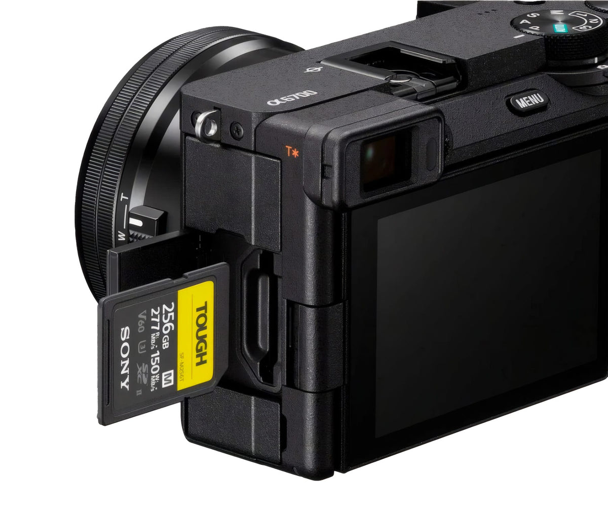 SONY ALPHA 6700 NEGRO / CUERPO + OBJETIVO ZOOM MOTORIZADO DE 16-50 MM II - detalle