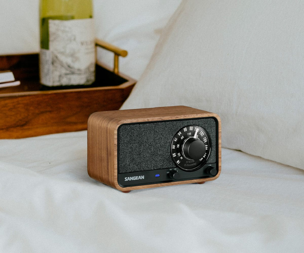 SANGEAN WR-8 NOGAL VINTAGE / RADIO ANALÓGICA DE MADERA CON AM / FM / BLUETOOTH - detalle