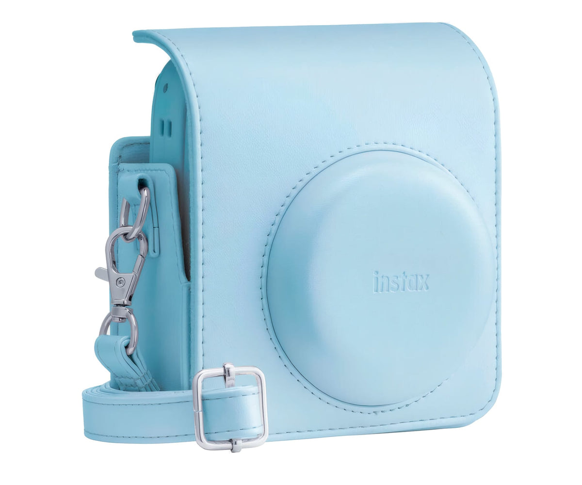FUJIFILM FUNDA INSTAX MINI 13 FROST BLUE / FUNDA DE CÁMARA CON CORREA AJUSTABLE - detalle