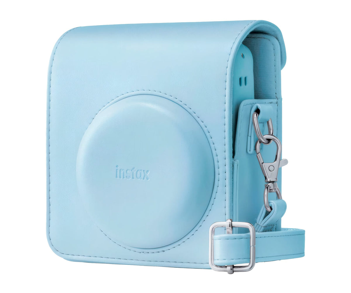 FUJIFILM FUNDA INSTAX MINI 13 FROST BLUE / FUNDA DE CÁMARA CON CORREA AJUSTABLE - detalle
