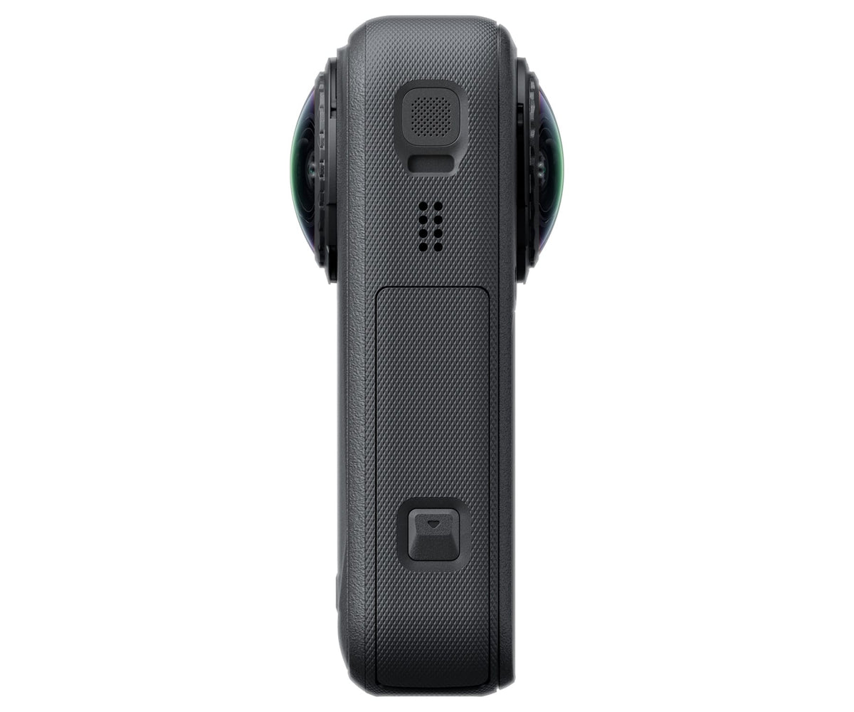 INSTA360 X6 ESSENTIALS BUNDLE MIDNIGHT BLACK / CÁMARA DE ACCIÓN 360° 8K + KIT DE ACCESORIOS - detalle