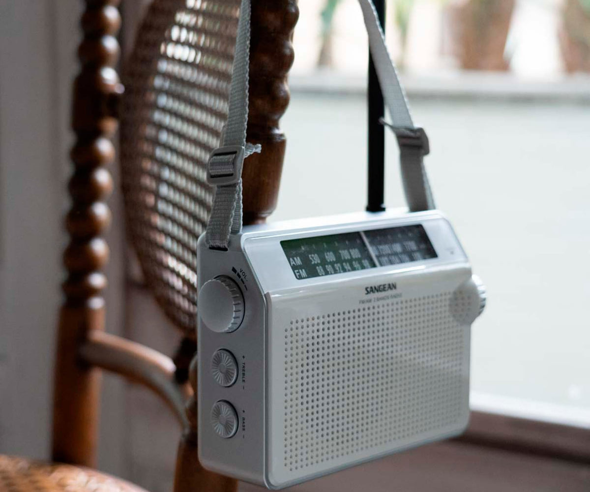 SANGEAN PR-D6 WHITE / RADIO PORTÁTIL - detalle