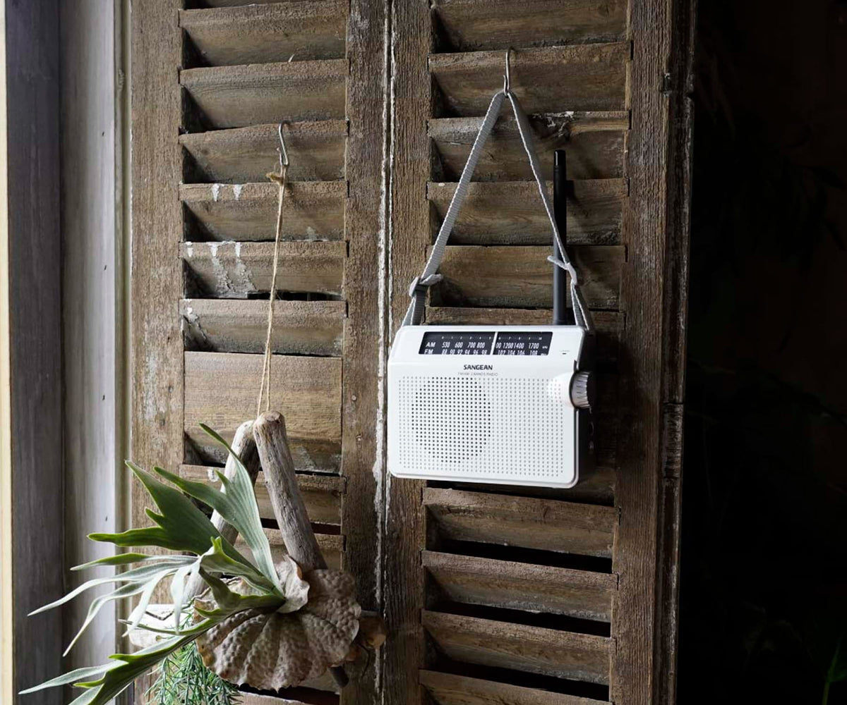 SANGEAN PR-D6 WHITE / RADIO PORTÁTIL - detalle