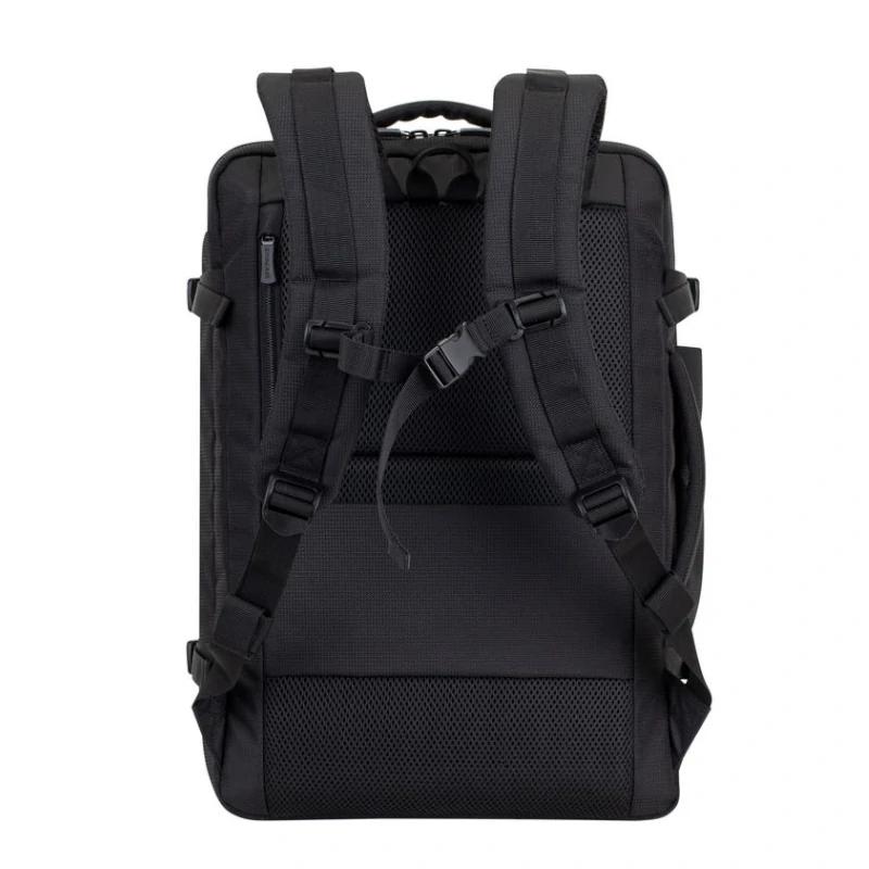 Mochila de viaxe RIVACASE Tegel 8461 negra de 17,3" 