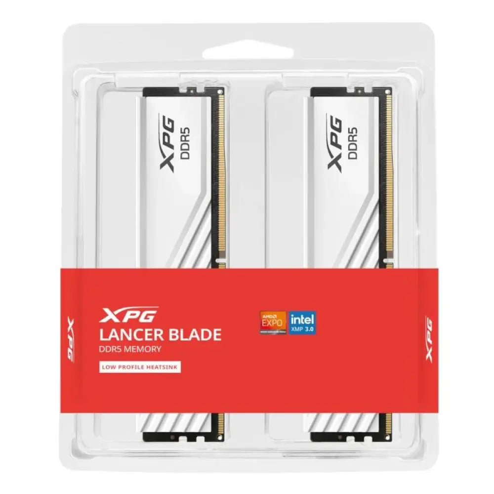 Memorias DDR5 A-DATA XPG Lancer 2x16GB 6000MHz CL36 en color blanco con disipador elegante.