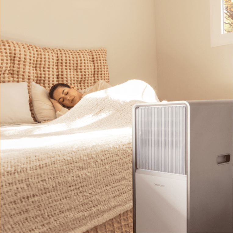 AIRE ACONDICIONADO PORTATIL CECOTEC 8168 12000BTU BOMBA CALOR WIFI TACTIL MANDO - detalle