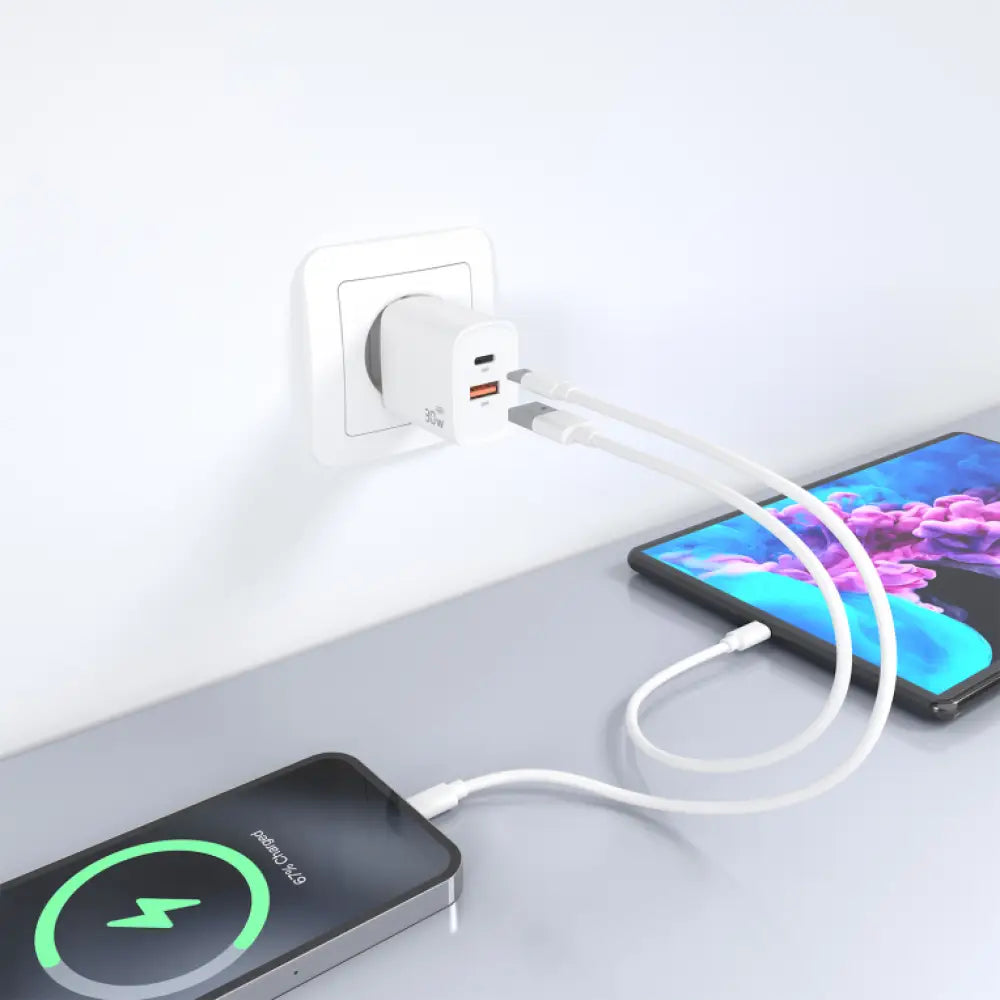 AISENS Cargador GaN 30W. 1xUSB-C PD3.0 QC4.0. 1xUSB-A QC3.0. Blanco - detalle