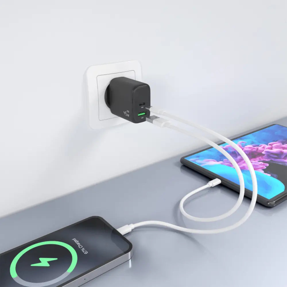 AISENS Cargador GaN 45W. 1xUSB-C PD3.0 QC4.0. 1xUSB-A QC3.0. Negro - detalle