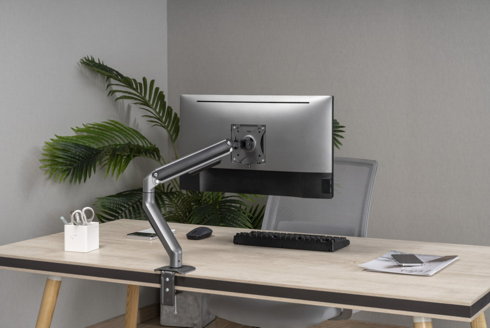 BRAZO AJUSTABLE GEMBIRD PARA MONITOR EN ESCRITORIO GRIS ESPACIAL - detalle