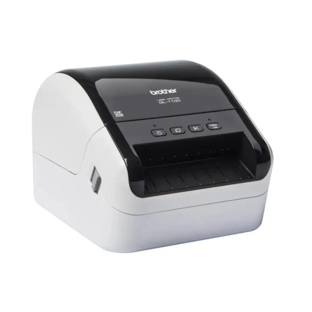 Impresora térmica Brother QL-1100C para etiquetas, vista frontal con bandeja de impresión y panel de control.