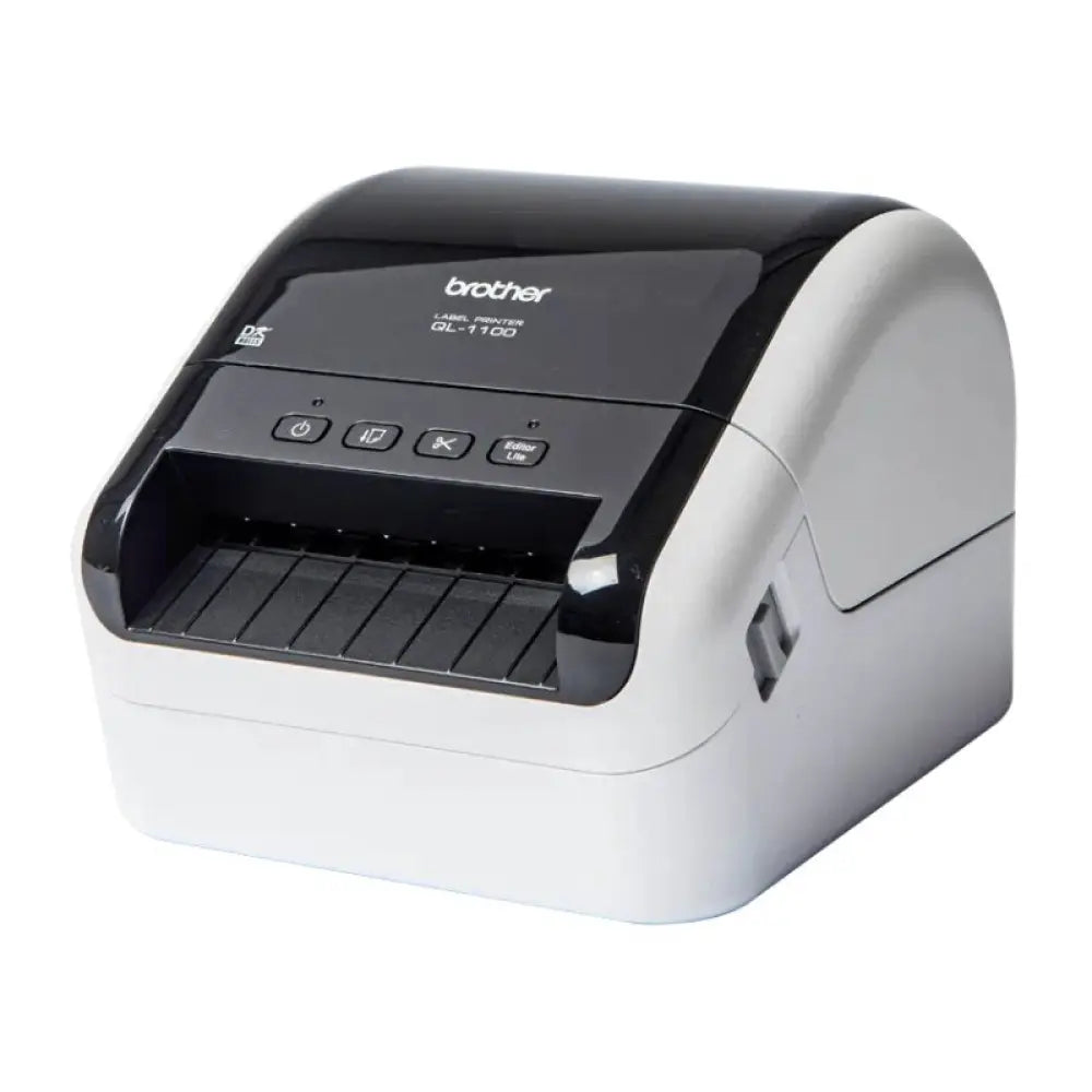 Impresora térmica Brother QL-1100C para etiquetas, vista frontal con rodillo y panel de control en color negro