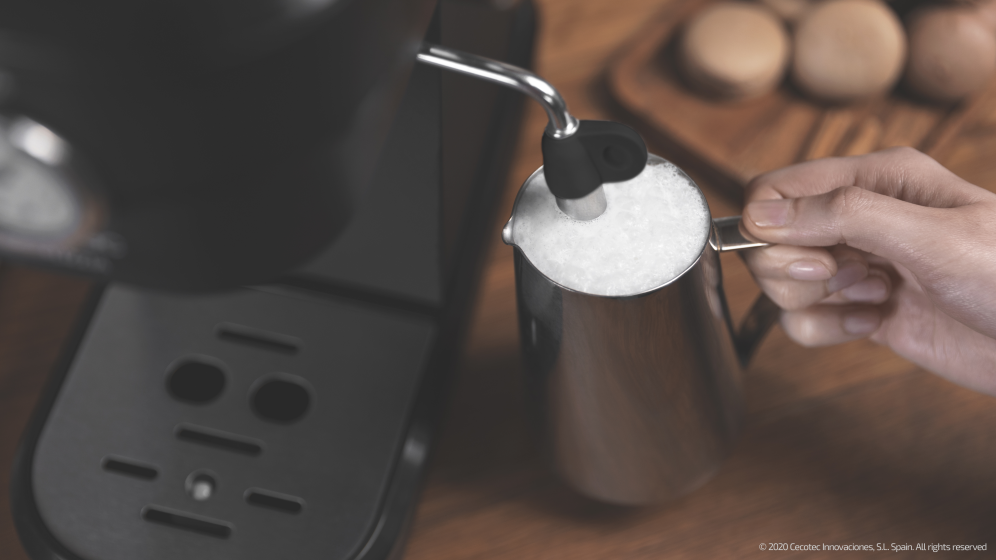 CAFETERA CECOTEC 01653 CAFELIZZIA 790 BLACK PRO - detalle