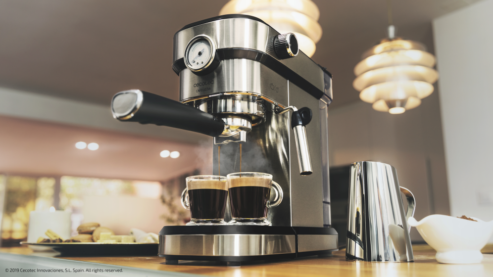 CAFETERA CECOTEC ESPRESSO CAFELIZZIA 790 STEEL PRO - detalle