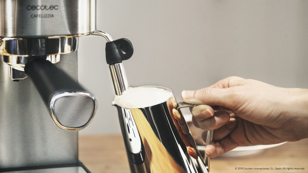 CAFETERA CECOTEC ESPRESSO CAFELIZZIA 790 STEEL PRO - detalle