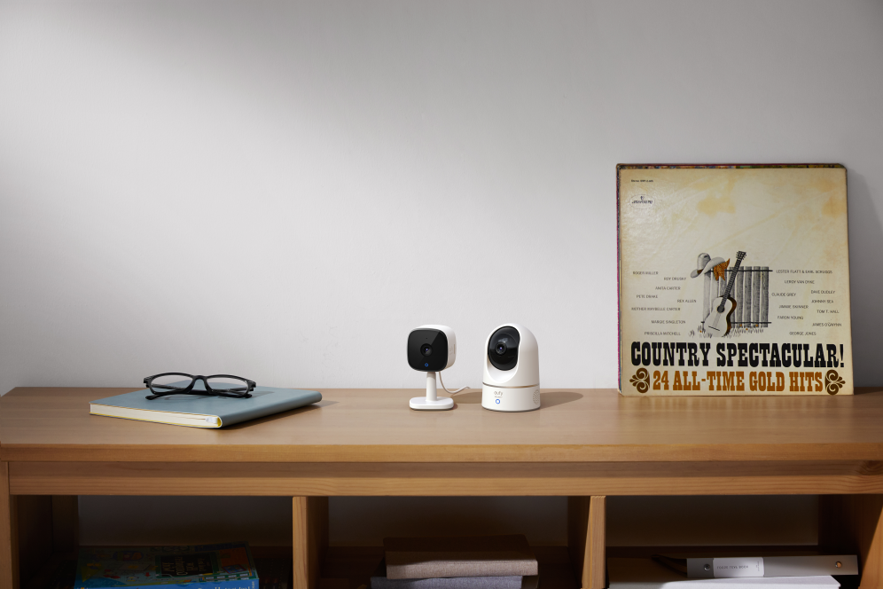 CAMARA VIGILANCIA EUFY INDOOR CAM 2K PAN TILT BLANCA - detalle