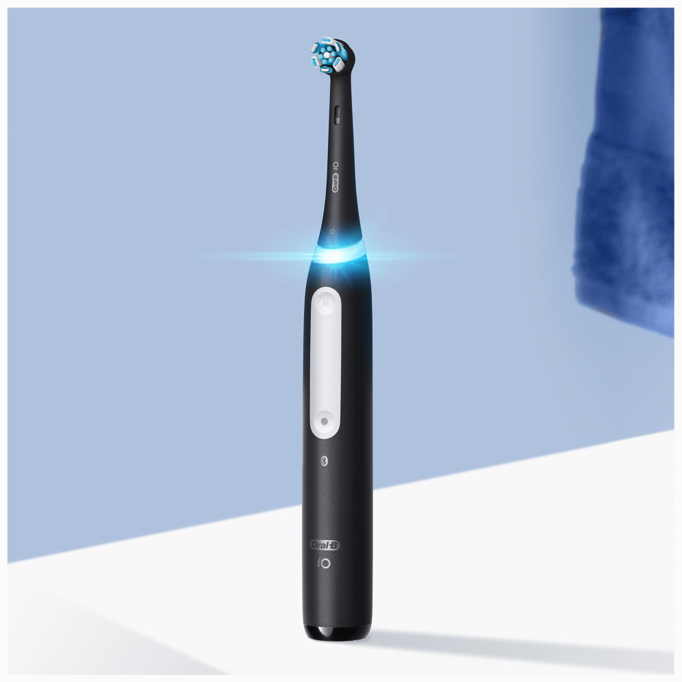 CEPILLO DENTAL BRAUN ORAL-B IO-4 MAGNETIC NEGRO - detalle