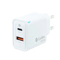 Cargador Coolbox Gan 30W USB-C y USB-A para pared, compacto y moderno, con puertos de carga rápida y diseño elegante.