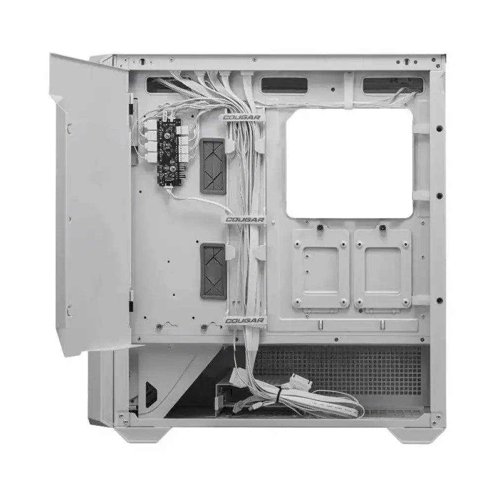 Caja semitorre Cougar MX600 RGB blanca, con diseño moderno y ventilación eficiente para componentes de PC gaming.