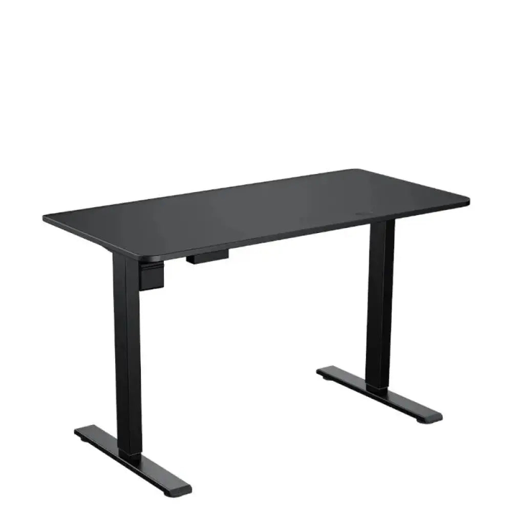 Mesa de gaming Cougar Mesa Royal Mossa Black eléctrica, superficie negra y diseño moderno para jugadores.