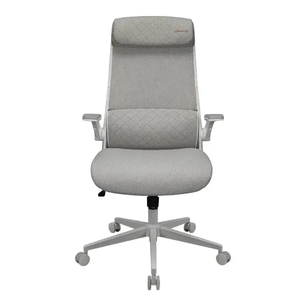 Silla gaming Cougar Stryder blanca con diseño ergonómico y apoyo lumbar, ideal para largas sesiones de juego.