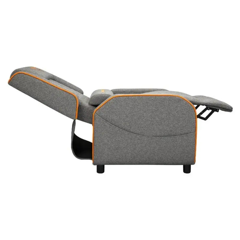 Silla gaming Cougar Ranger One en gris, con respaldo acolchado y soporte ergonómico para jugadores.
