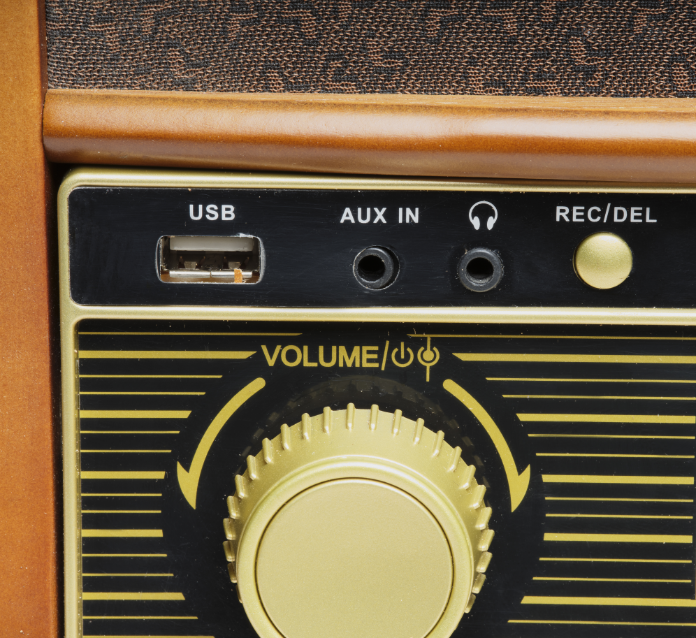 DENVER GIRAD RETRO 33 A 78 RPMFM CD USB CASSETTE ALTAVOCES - detalle