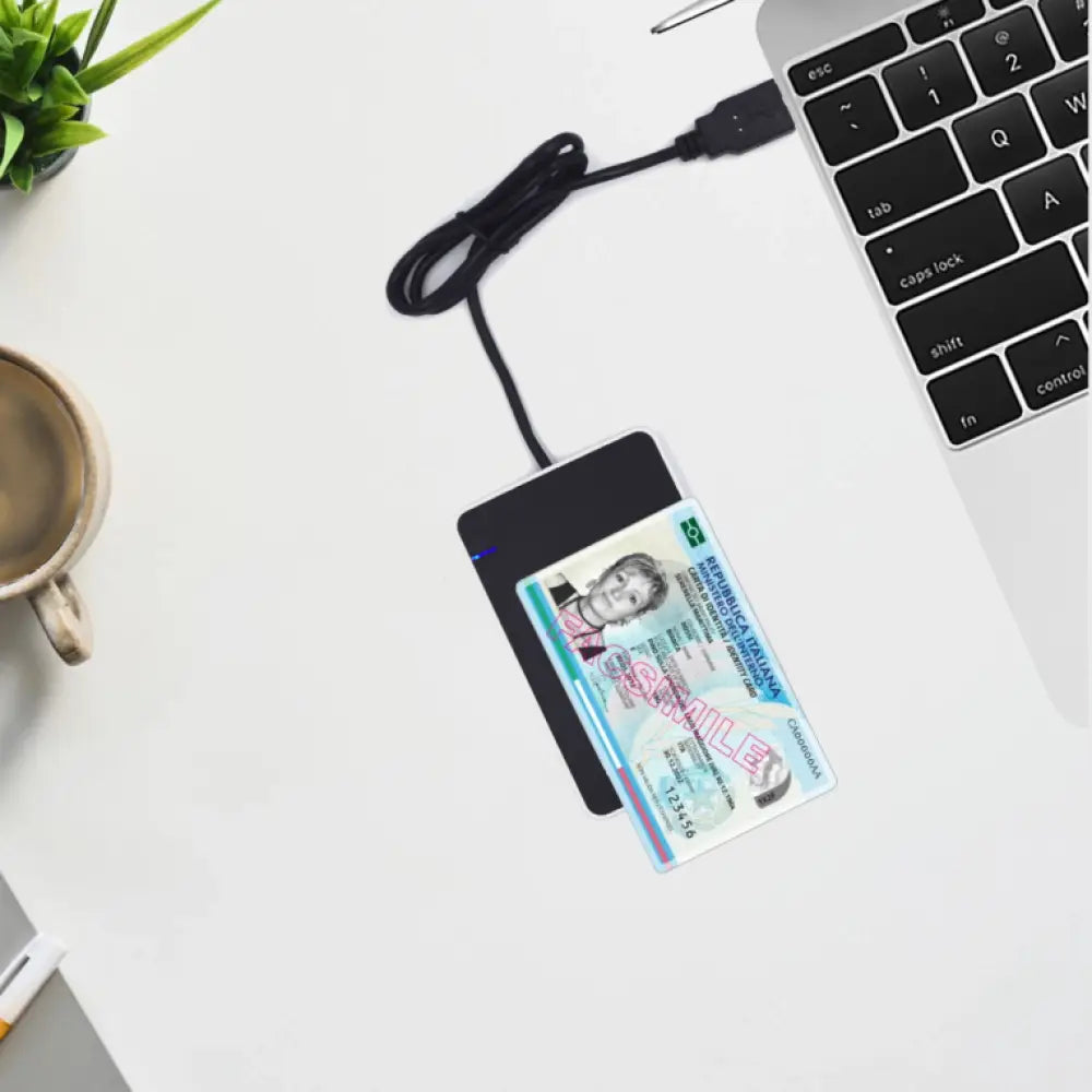Ewent EW1053 lector de tarjeta magnética USB Negro - detalle