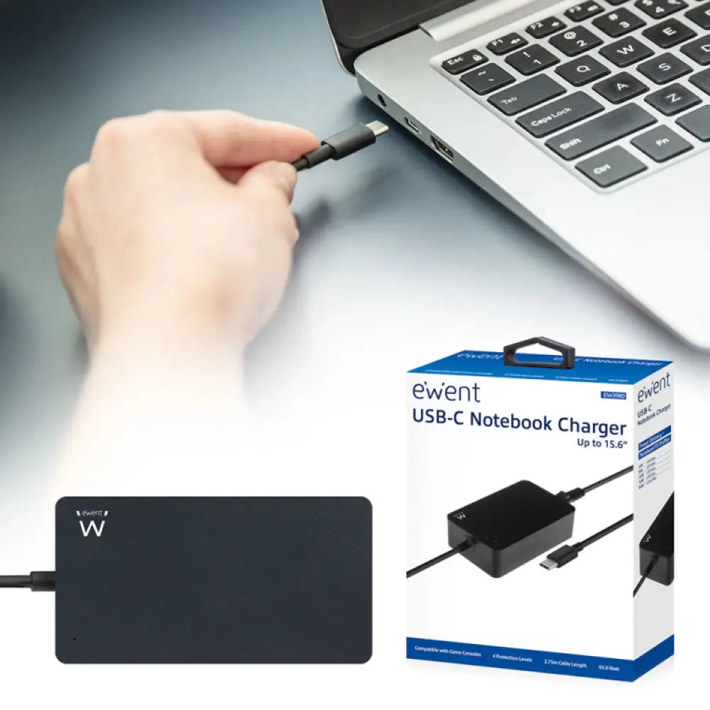 Adaptador e inversor de corriente EWENT EW3980 de 65 W en color negro, ideal para cargar y convertir corriente en interiores.