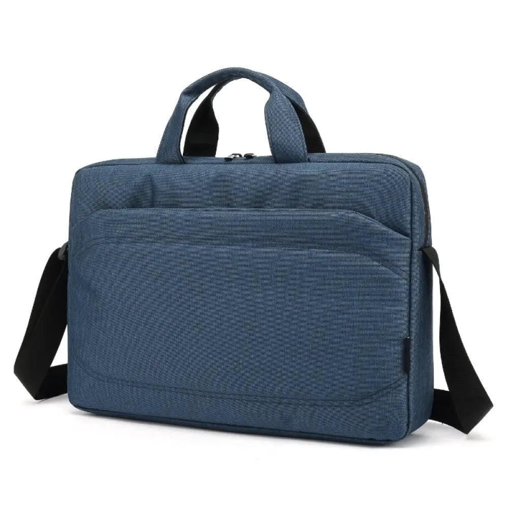 Maletín azul para portátil de 15.6 pulgadas de la marca EWENT, con compartimentos para transporte seguro y cómodo.