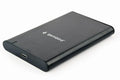 Carcasa negra para disco duro externo o SSD de 2.5 pulgadas de la marca GEMBIRD, protección y conexión rápida.