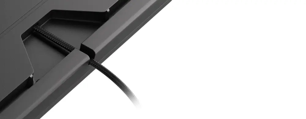 Teclado gaming GENESIS THOR 300 en negro, USB, QWERTY Portugués, ideal para juegos, con teclas duraderas y diseño ergonómico.