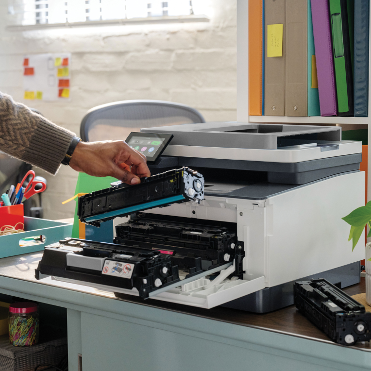 IMPRESORA HP MULTIFUNCION LASER COLOR PRO MFP 3302sdw - detalle