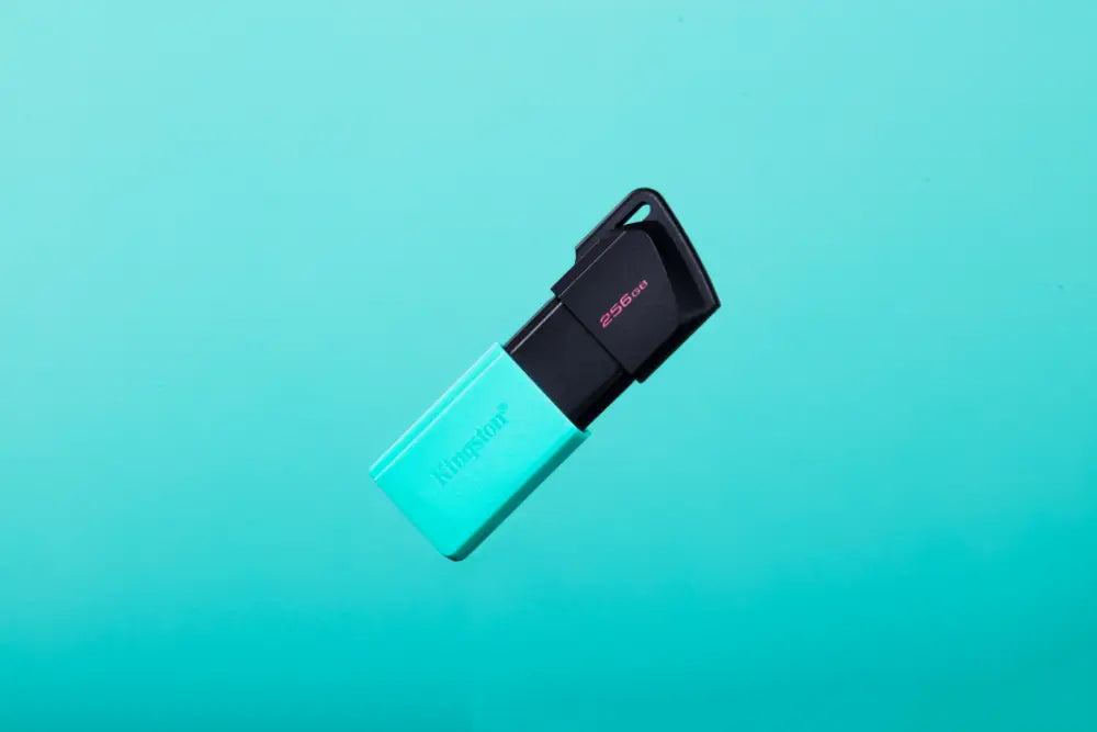 Kingston Technology DataTraveler 256GB USB3.2 Gen1 Exodia M (Negro + Turquesa) - detalle